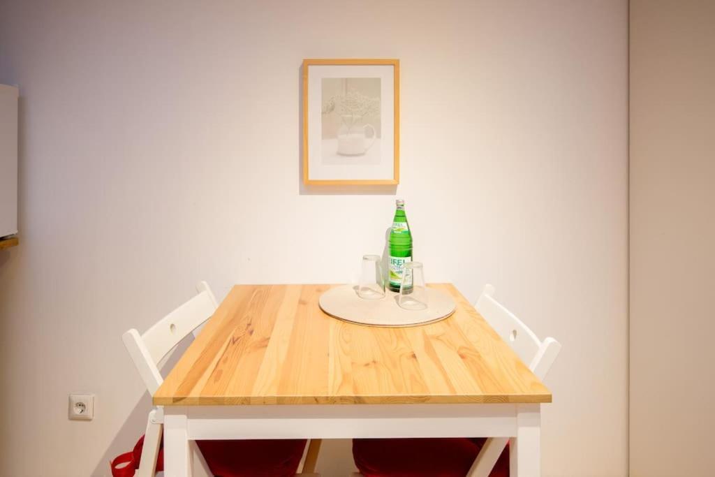 Apartment Wilhelmstr Fuer Bis Zu 3 Personen Brühl Extérieur photo