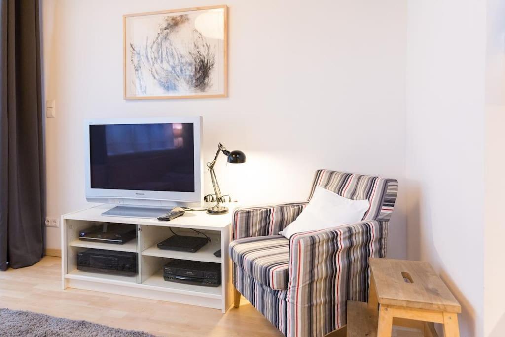 Apartment Wilhelmstr Fuer Bis Zu 3 Personen Brühl Extérieur photo