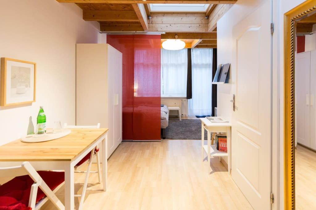 Apartment Wilhelmstr Fuer Bis Zu 3 Personen Brühl Extérieur photo